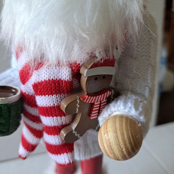 SANTA NUTCRACKER CHRISTMAS  DECOR 14" HIGH NEW - Picture 6 of 7